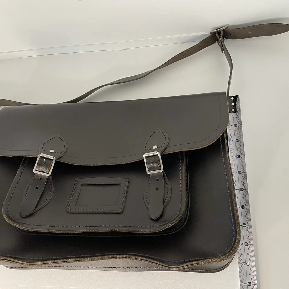 The Cambridge Satchel Company 15" Crossbody Messenger Bag Brown Leather Batchel - Picture 12 of 16